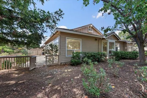 2006 CARIGNAN WAY