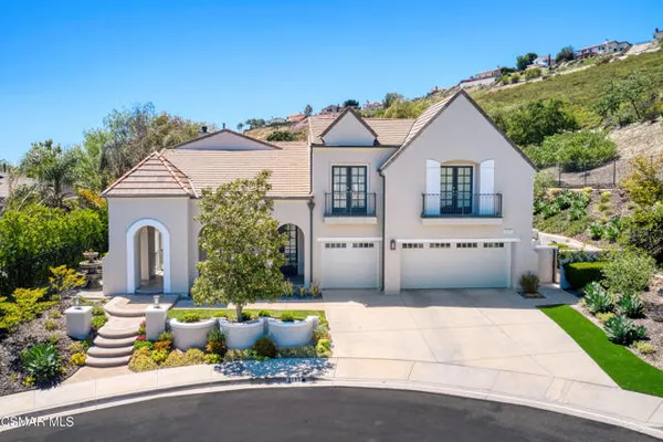 3295 WINDMIST AVE