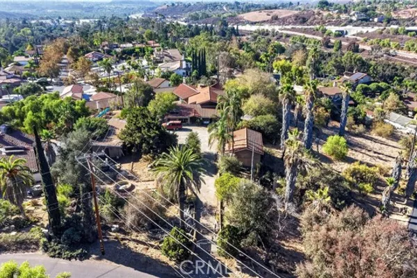 2855 VERDA AVE