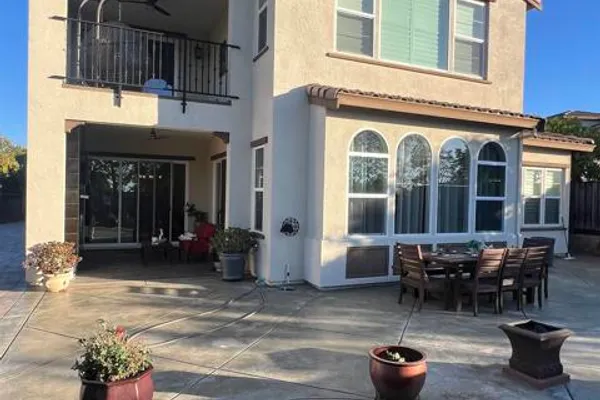 132 DUNFIRTH CT