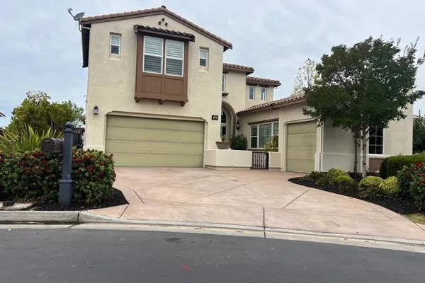 132 DUNFIRTH CT