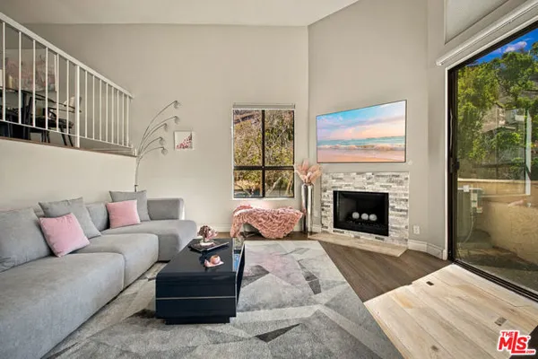 26017 ALIZIA CANYON DR A