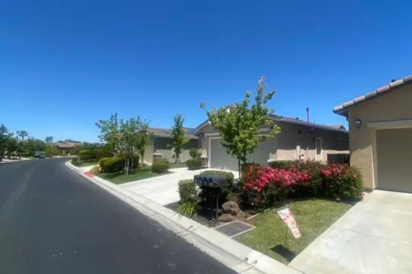 140 ALPINE DR