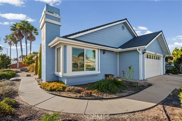 1240 CAPITOLA ST