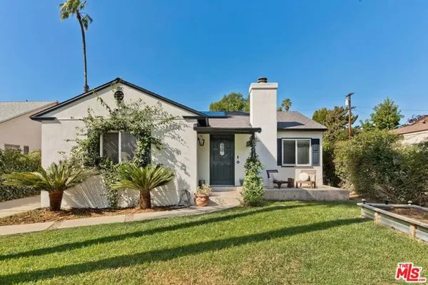 5711 VISTA DEL MONTE AVE
