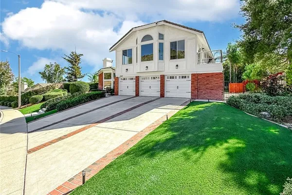 4940 ROCK CASTLE CT