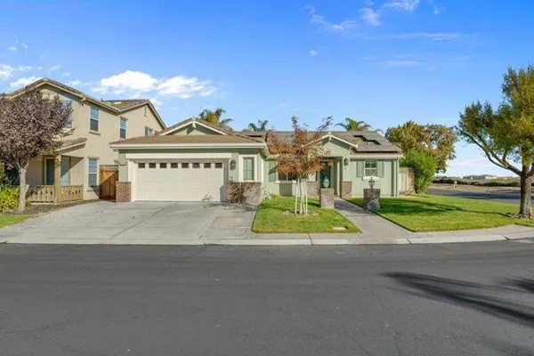 6481 GREEN CASTLE CIR