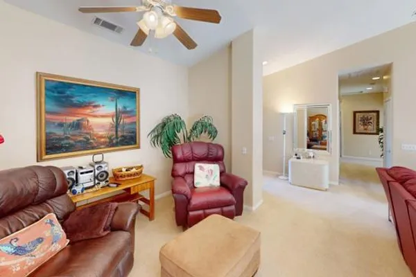 156 SAINT THOMAS PL