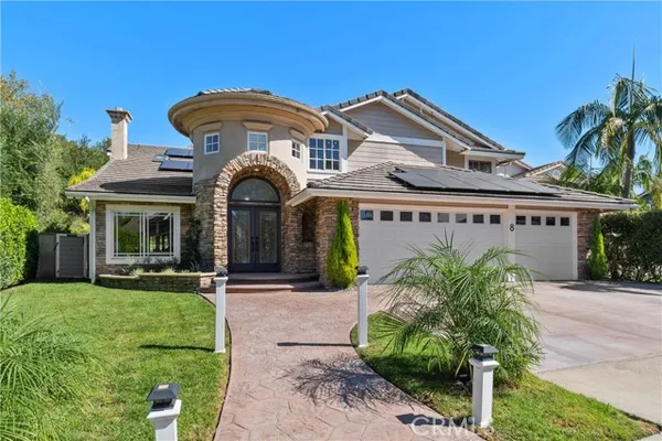 8 EASTRIDGE
