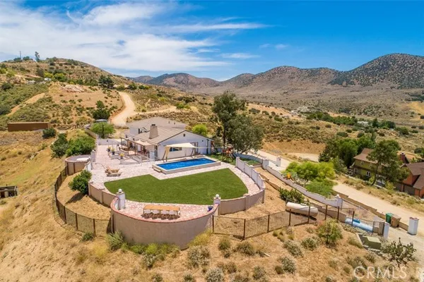 9175 YUCCA HILLS RD