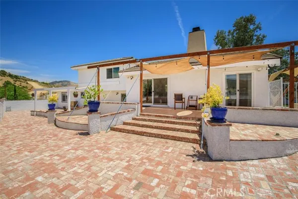 9175 YUCCA HILLS RD
