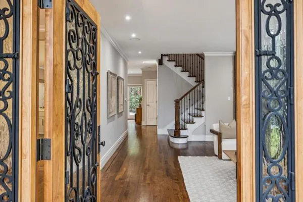 1433 BERNAL AVE