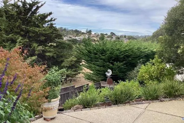 2006 LOS ALTOS DR