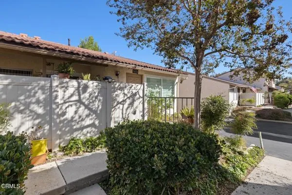 1423 RAMONA DR