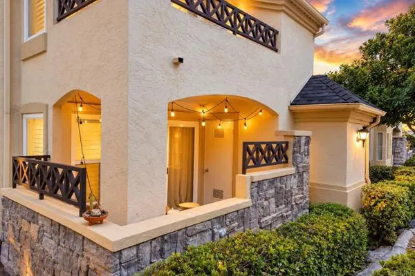 2005 LAKERIDGE CIR 103