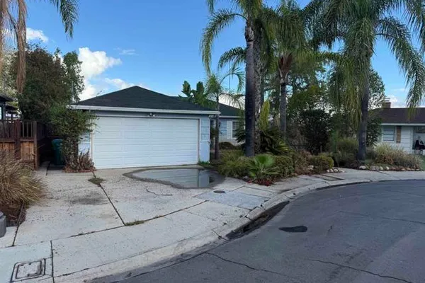 4990 LUCILLE DR