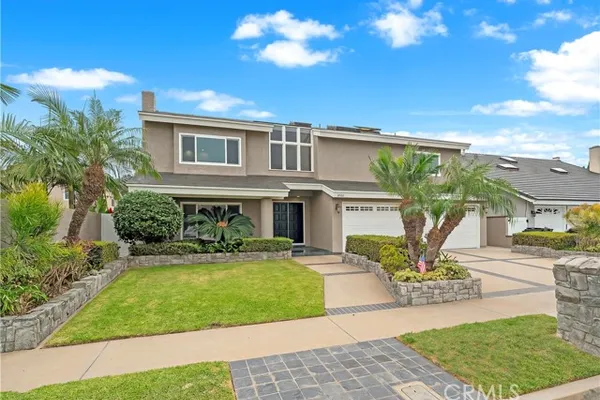 8566 PHOENIX AVE