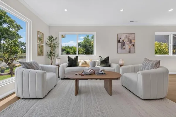 2663 LA SALLE WAY