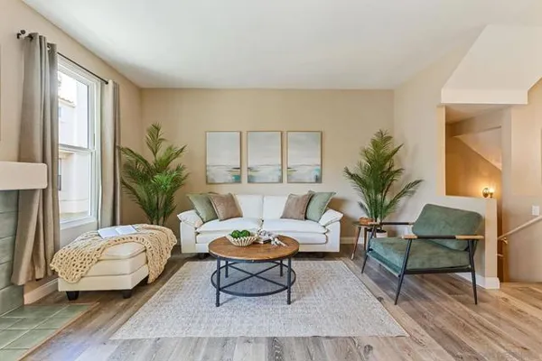 6161 CALLE MARISELDA 409
