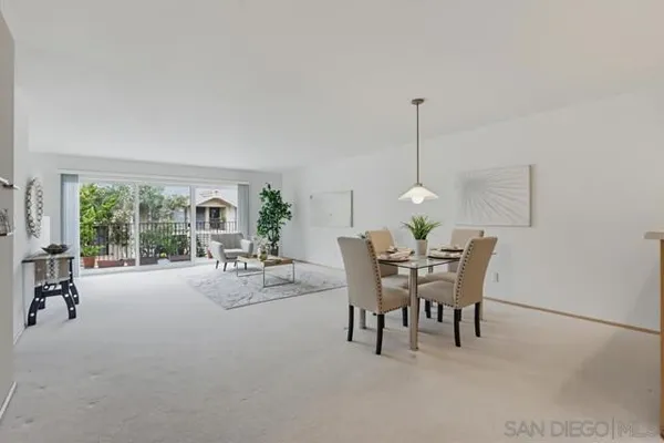4276 5TH AVE