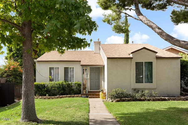 2500 FAIRWAY AVE