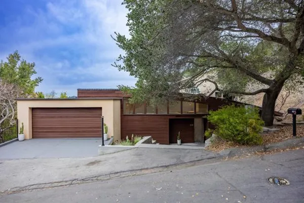215 WINDING WAY