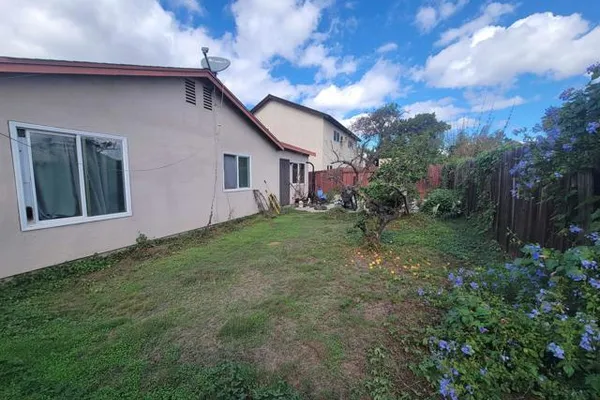 11267 WESTONHILL DR
