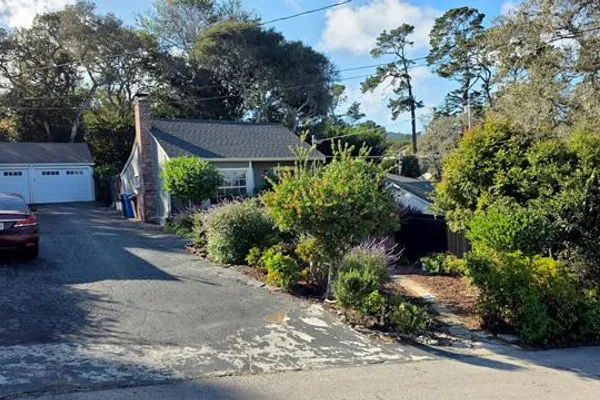 822 FOUNTAIN AVE