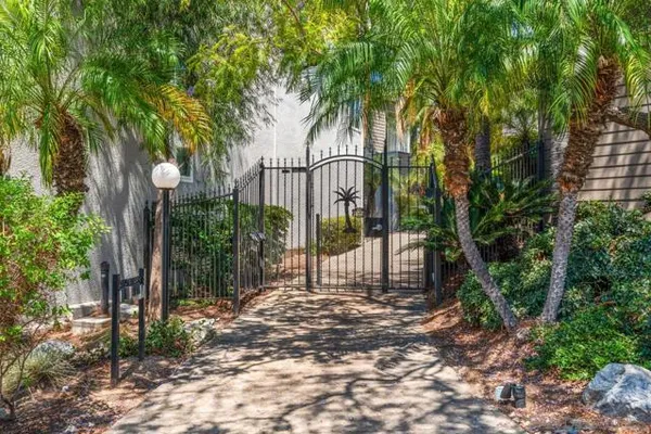 4545 COLLWOOD BLVD 52