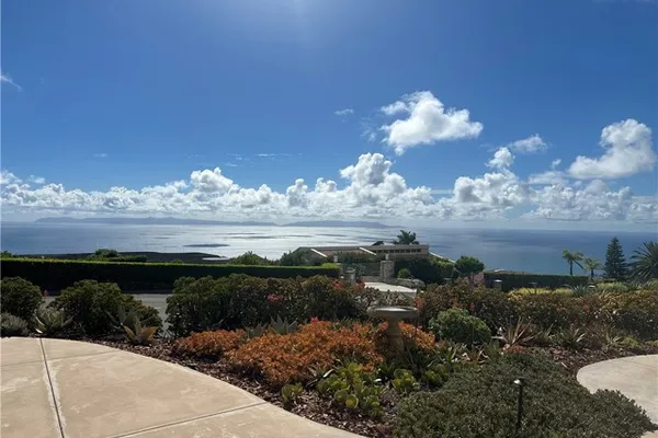 42 OCEANAIRE DR