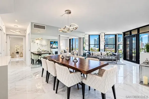 500 W HARBOR DR 1013