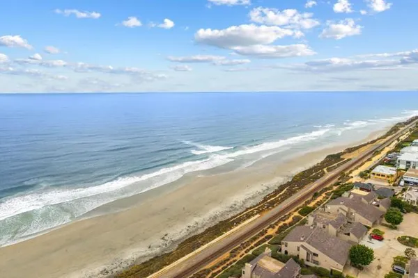 259 SEA FOREST CT