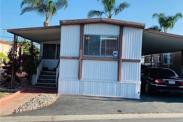 8111 STANFORD AVE SPC 3
