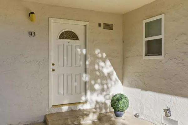14225 LORA DR 93