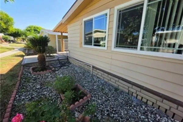14011 LAKE GLEN DR 60