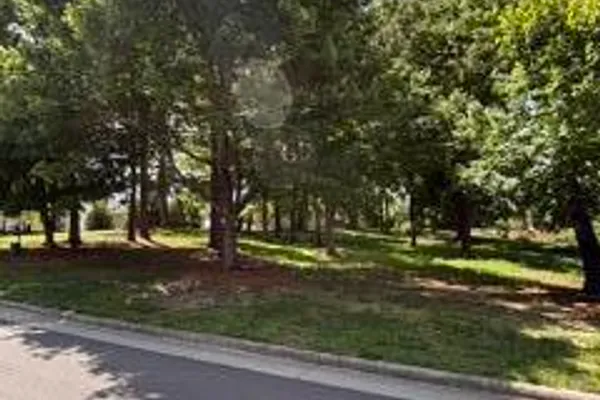 1117 BUNGALOW PARK DR