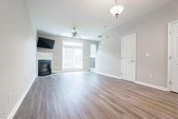 8518 ARBOLES CT