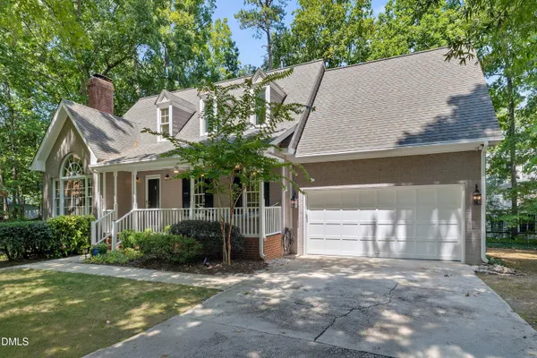 1006 OAKWELL CT