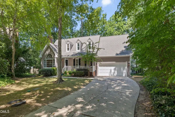 1006 OAKWELL CT