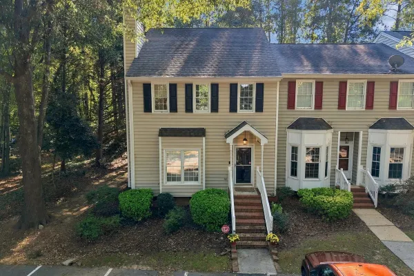 128 RIVERWALK CIR