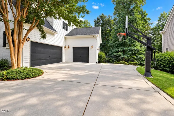 105 WASSAW CT