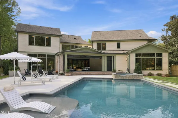 1936 TORREY PINES PL