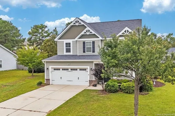 16 BURR OAK CIR