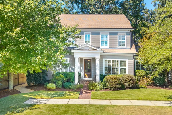 1216 PINEHURST DR