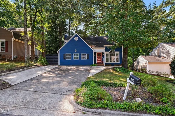 1204 BELHAVEN RD
