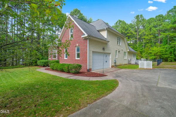 5216 WINFREE LN