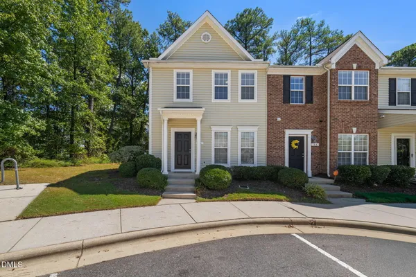 36 SHARPSTONE LN