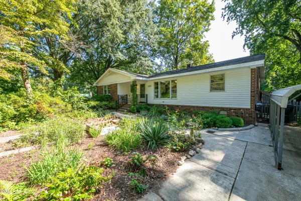 1308 AZALEA DR
