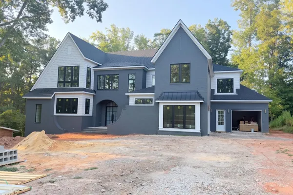 508 OAKLAND DR