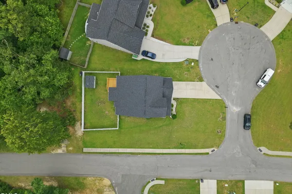 15 DANDELION PL